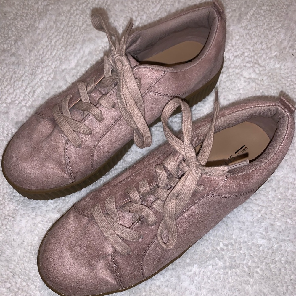 Platform pink suede sneakers